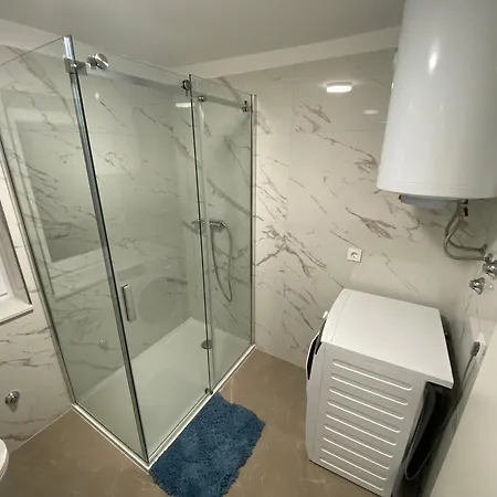 Peaceful 30 Meters From Sea! Apartamento *