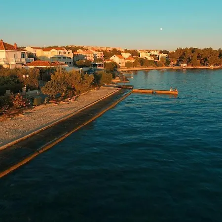 Peaceful 30 Meters From Sea! Апартаменты