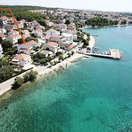 Peaceful 30 Meters From Sea! Апартаменты Задар